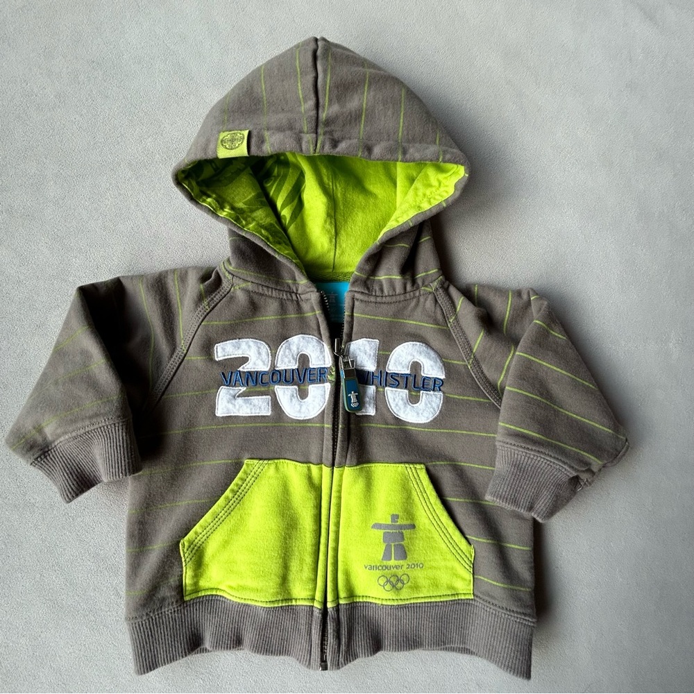 Please Mum ~ Vancouver 2010 Hoodie ~ Baby Size 12 Months